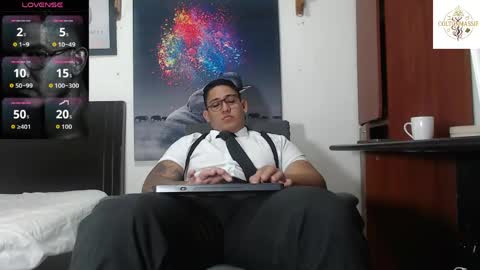 Snapshot of coltonmassif_ chatting on 05-30-26, 12:46 coltonmassif_ online show from 05-30-26, 12:46