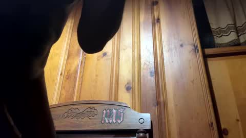 Snapshot of columbusohio614 chatting on 12-12-24, 12:22 Heavyd614 online show from 12-12-24, 12:22