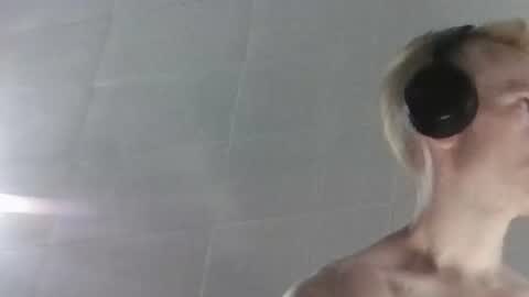 Snapshot of comecontrol chatting on 10-27-25, 10:30 comecontrol online show from 10-27-25, 10:30
