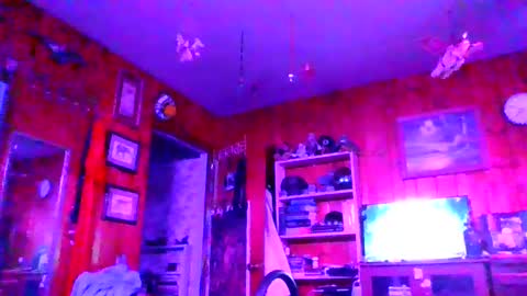 Snapshot of comforter8 chatting on 11-02-25, 11:51 Comforter8 online show from 11-02-25, 11:51