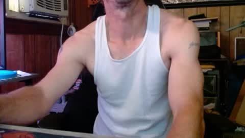 Snapshot of comic_king27 chatting on 06-14-26, 01:13 Nelson or ComicKing and sometime Peachy143 online show from 06-14-26, 01:13