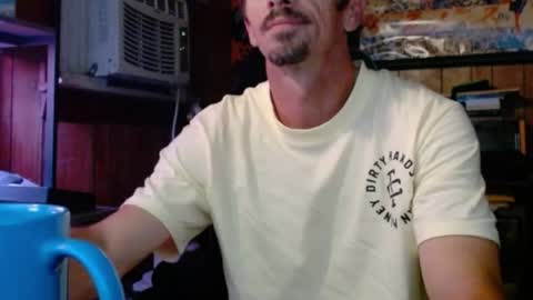 Snapshot of comic_king27 chatting on 06-22-26, 09:50 Nelson or ComicKing and sometime Peachy143 online show from 06-22-26, 09:50