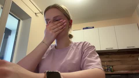 Kate online show from 07-20-26, 03:14