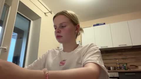 Kate online show from 07-21-26, 03:14