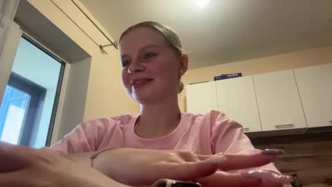 Kate online show from 07-28-26, 12:48