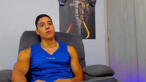 Snapshot of connorkingg chatting on 02-17-25, 01:42 CONNORKING online show from 02-17-25, 01:42