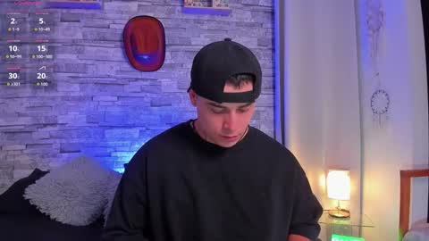 Connor Smith online show from 10-28-25, 01:53