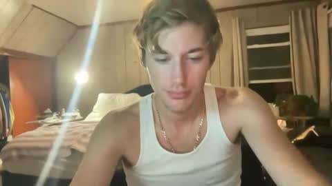 conortho96 online show from 10-05-25, 06:23