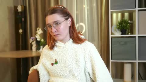 Snapshot of consuelaawkward chatting on 11-06-25, 02:34 consuelaawkward online show from 11-06-25, 02:34