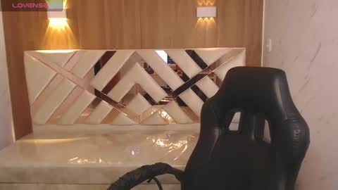 Snapshot of cony_curly_b chatting on 07-30-26, 03:05 Online 2200 - 0600 online show from 07-30-26, 03:05