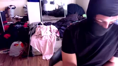 coodimoodi24 online show from 12-17-24, 08:10