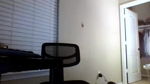 Snapshot of cooldude122222 chatting on 12-10-24, 12:49 cooldude122222 online show from 12-10-24, 12:49