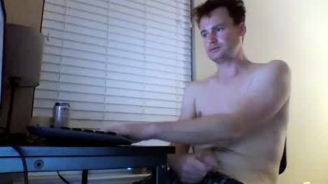 Snapshot of cooldude122222 chatting on 12-31-24, 01:47 cooldude122222 online show from 12-31-24, 01:47