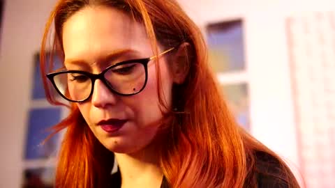 Ginger The Cringer online show from 09-15-25, 07:08