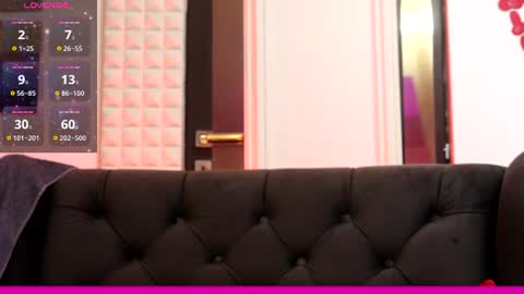 Snapshot of coolteacher chatting on 07-02-26, 10:10 Ginger The Cringer online show from 07-02-26, 10:10