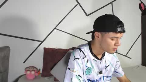 shiro online show from 02-04-26, 01:17