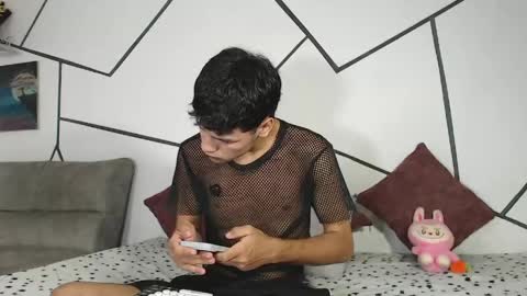 shiro online show from 04-19-26, 05:45