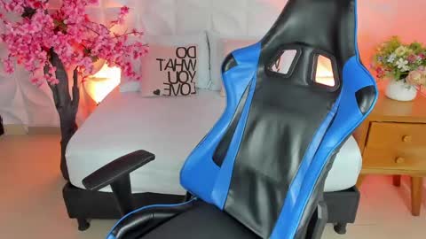  CORA  online show from 02-18-25, 01:00