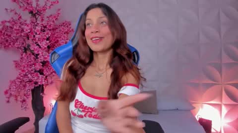 Snapshot of cora22_ chatting on 02-12-26, 12:55 CORA online show from 02-12-26, 12:55