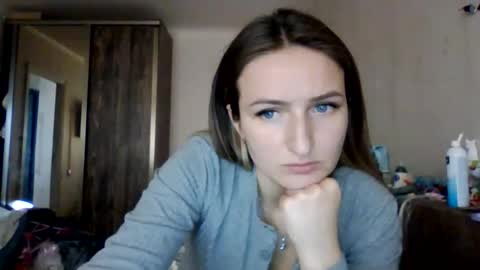 cora_fora online show from 04-24-26, 10:28