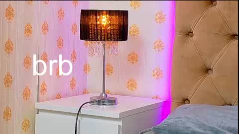 Snapshot of cora_vex chatting on 06-10-26, 04:01 CoraVex online show from 06-10-26, 04:01