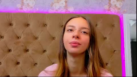 Snapshot of cora_vex chatting on 06-22-26, 03:58 CoraVex online show from 06-22-26, 03:58