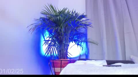 Coral princex online show from 02-02-25, 01:45