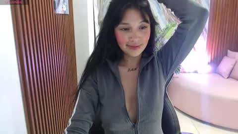 corall_tay1 online show from 04-26-26, 11:41