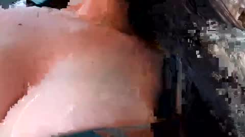 coralwells online show from 05-06-26, 01:14
