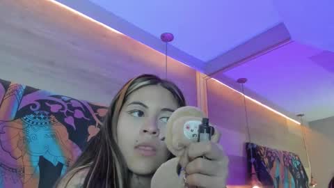 Snapshot of cori_paige chatting on 05-14-26, 04:08 Cori online show from 05-14-26, 04:08