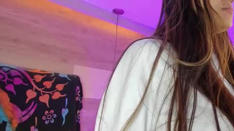 Snapshot of cori_paige chatting on 05-24-26, 04:17 Cori online show from 05-24-26, 04:17
