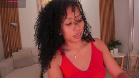 Snapshot of corinnah chatting on 01-11-25, 06:23 Cori online show from 01-11-25, 06:23