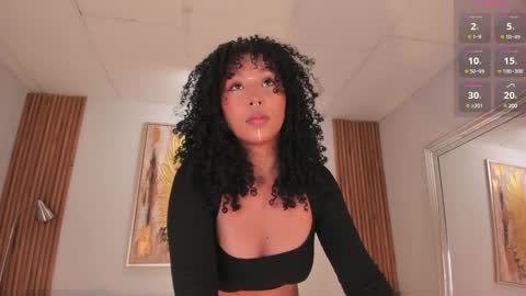 Snapshot of corinnah chatting on 02-05-25, 12:27 Cori online show from 02-05-25, 12:27