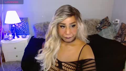 CORINNDUPONT online show from 01-25-25, 05:29