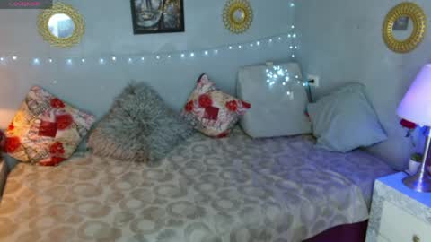 Snapshot of corinndupont chatting on 05-22-26, 03:24 CORINNDUPONT online show from 05-22-26, 03:24