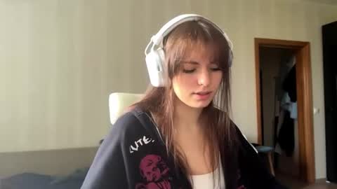 corrienavanjo online show from 07-20-26, 01:57