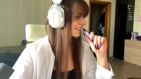 corrienavanjo online show from 07-21-26, 02:08