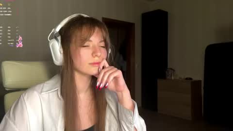 corrienavanjo online show from 07-26-26, 02:13
