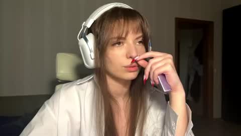 corrienavanjo online show from 08-01-26, 03:22