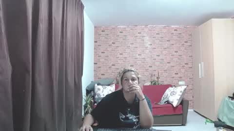 Snapshot of corymilf chatting on 09-14-25, 06:29 Elisa online show from 09-14-25, 06:29