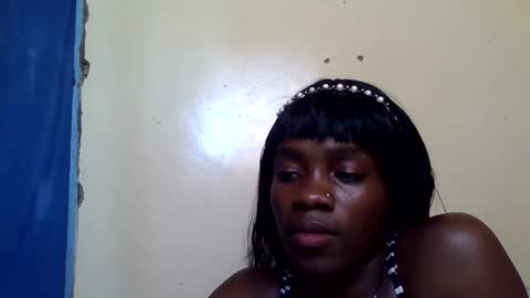 Snapshot of cosabella_cosie chatting on 05-16-26, 12:26 Cosabella online show from 05-16-26, 12:26