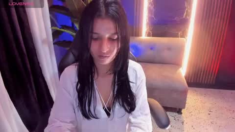 Snapshot of cositarika__ chatting on 06-03-26, 01:46 Lunita online show from 06-03-26, 01:46