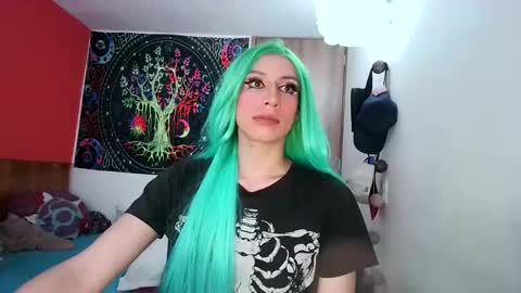 cosmic_crystal online show from 01-12-25, 07:31