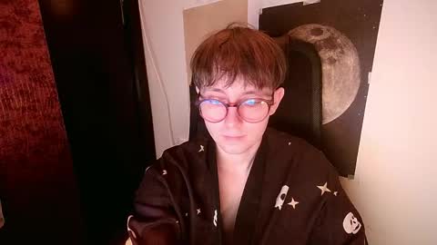Snapshot of cosmonudes chatting on 05-29-26, 07:45 Barry online show from 05-29-26, 07:45