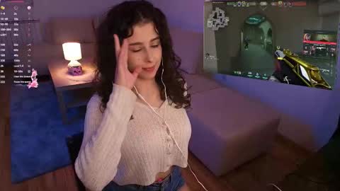 Luna online show from 03-27-26, 04:51