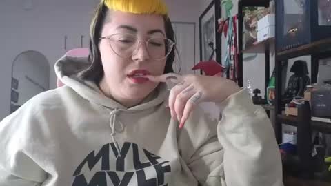Miss Mei online show from 07-25-26, 02:53