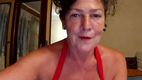 Snapshot of cougarcofee chatting on 07-17-26, 08:24 cougarcofee online show from 07-17-26, 08:24