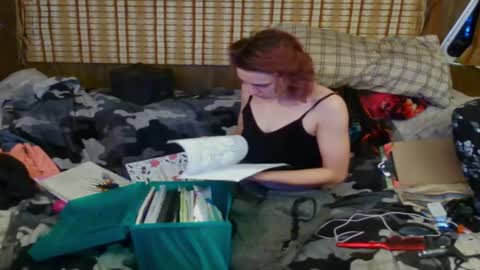 Alaskawildcouple online show from 10-09-25, 11:41