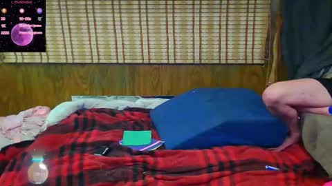 Alaskawildcouple online show from 11-06-25, 11:22