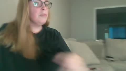 Fallen Angel 21 online show from 10-20-25, 01:33